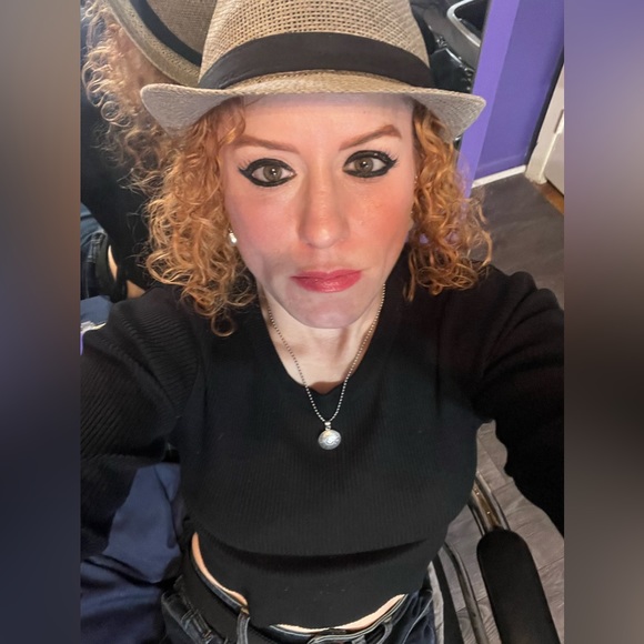 Meet your Posher, Claire🦂🐍🍀♏️☯️Celebrate this chance to be Alive & Breathing! - Picture 2 of 16